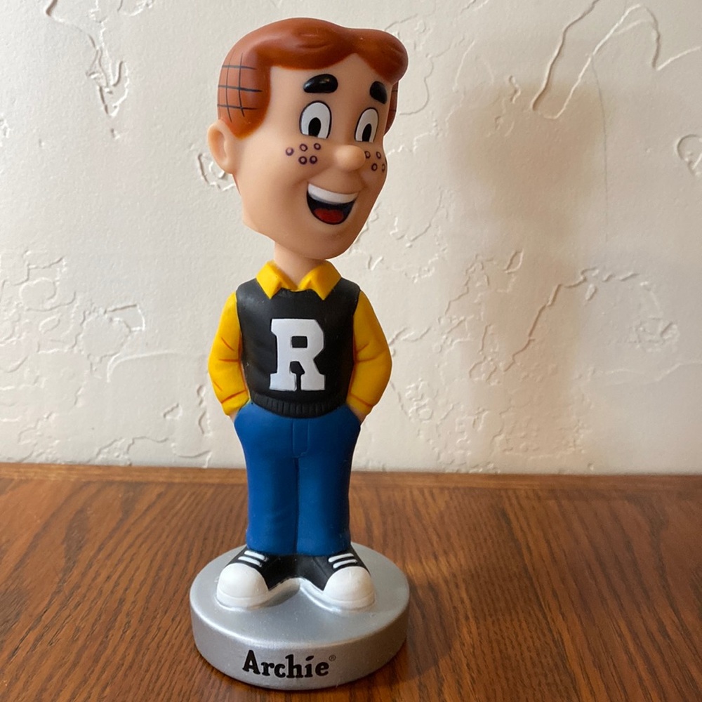 Riverdale Archie Bobble Head Figure